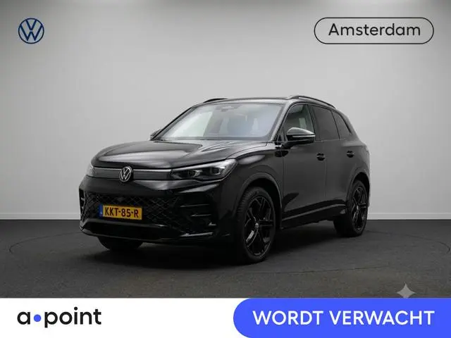 Volkswagen Tiguan 1.5 eHybrid R-Line Edition 204 pk Automaat (DSG) | Verlengde garantie | Navigatie...