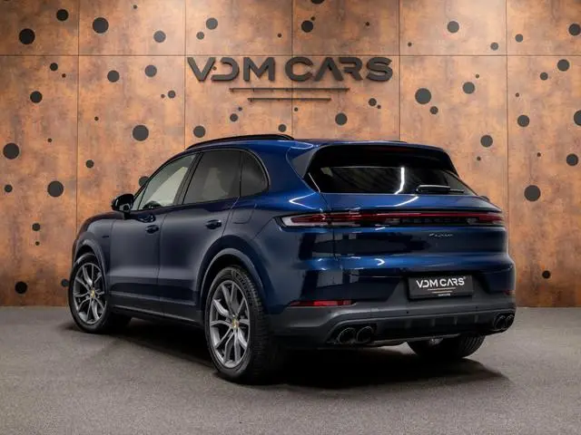 Porsche Cayenne 3.0 E-Hybrid | Luchtvering | Pano | BOSE | 360° | Stuurverwarming |