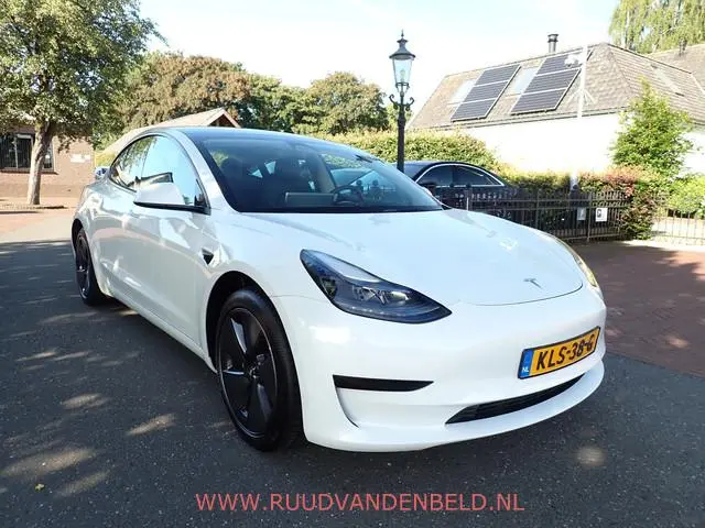 Tesla Model 3 SR+ RWD 60 kWh / SOH 93% / AUTOPILOT / WARMTEPOMP