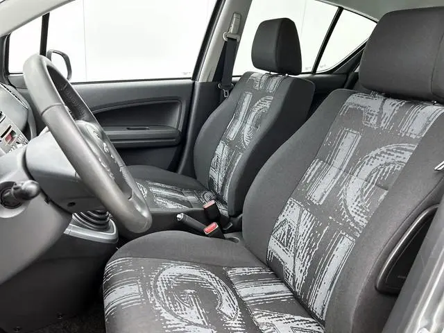 Opel Agila