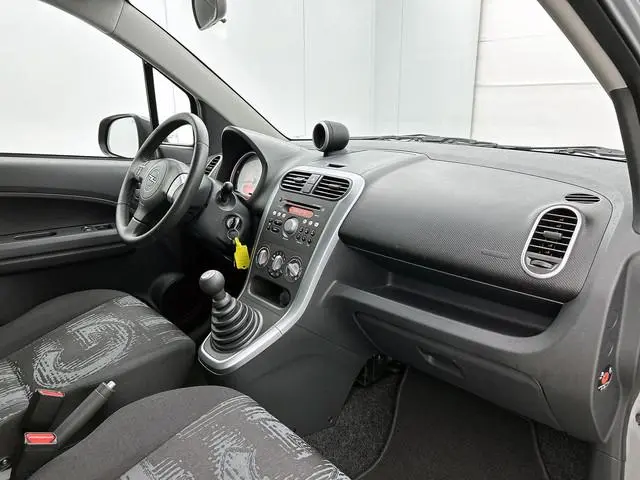 Opel Agila