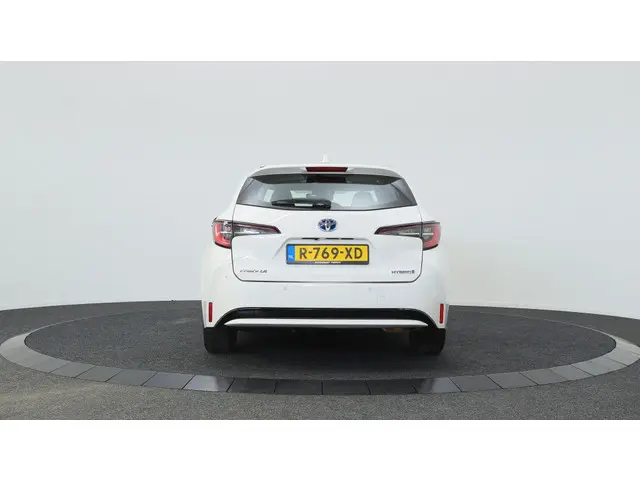 Toyota Corolla Touring Sports