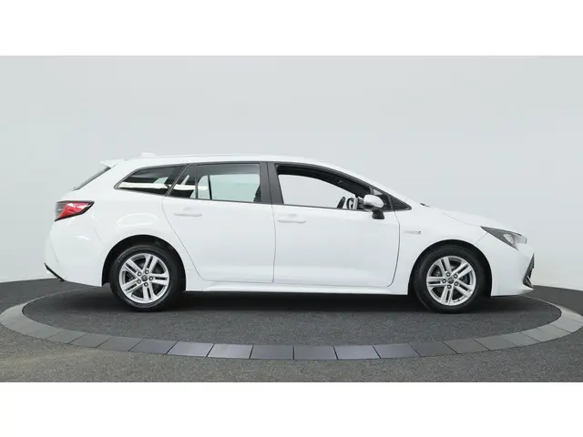 Toyota Corolla Touring Sports
