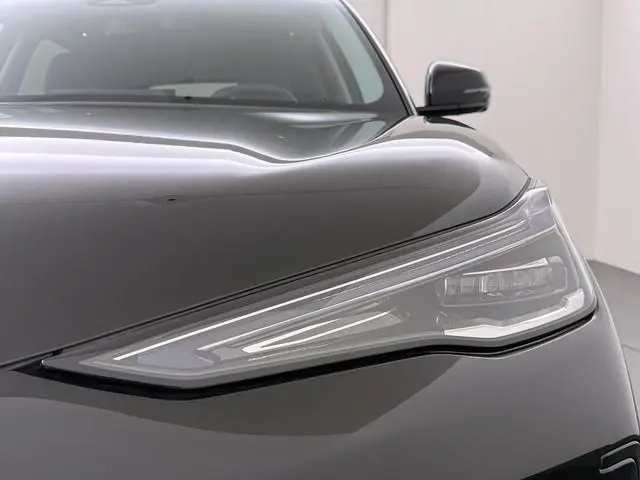 Geely E5