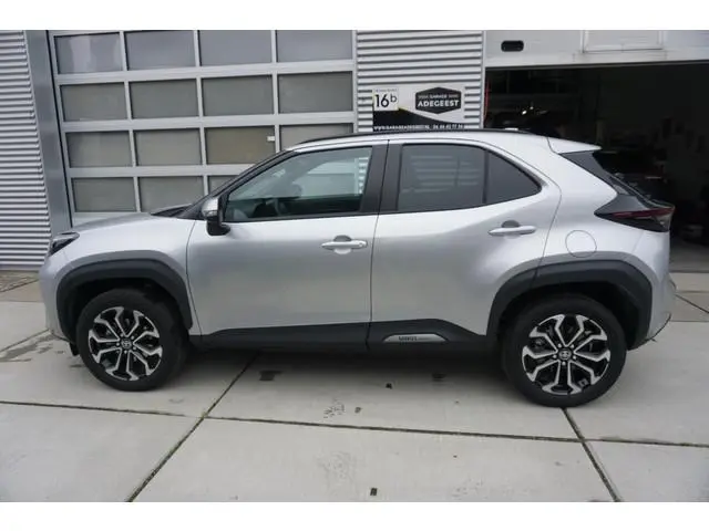Toyota Yaris Cross 1.5 Hybrid 130 Dynamic |Navi|Carplay|PDC V+A|Dodehoek|Stoel en stuurverw.|Camera|