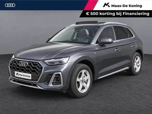 Audi Q5 50 TFSIe 299pk S-tronic S edition · Panoramadak · Camera · Matrix LED · Apple/Android Car Pl...