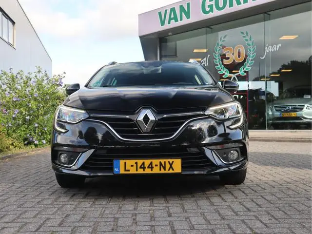 Renault Mégane Estate 1.3 TCe Limited Navi / Camera / Pdc / Trekh / Climate / Lage kilometerstand /...