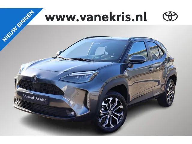 Toyota Yaris Cross 1.5 Hybrid 115 First Edition, Stuurverwarming, Stoelverwarming