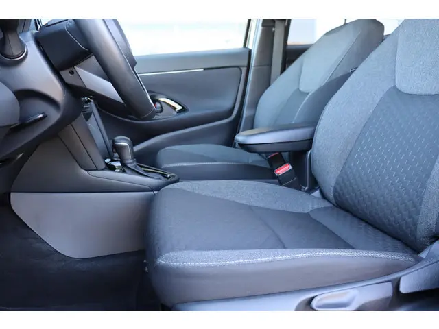 Toyota Yaris Cross 1.5 Hybrid 115 First Edition, Stuurverwarming, Stoelverwarming