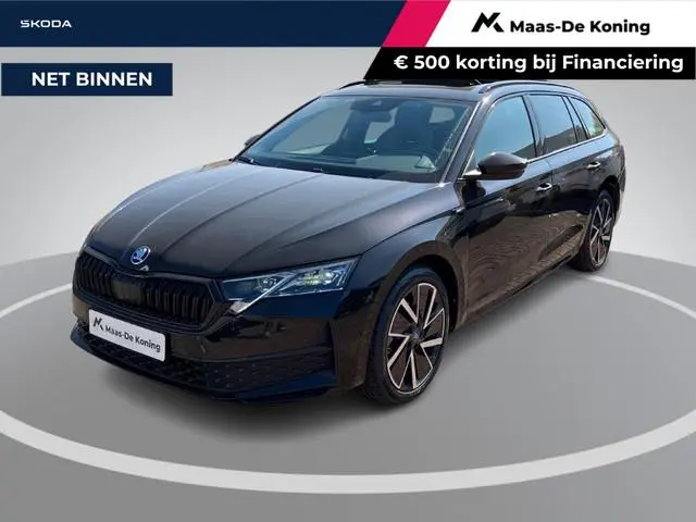 Skoda Octavia Combi 1.5TSI/150PK MHEV Sportline Business · Panoramadak · Trekhaak · Apple/Android ·...