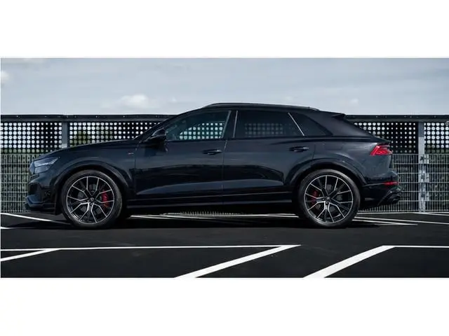 Audi Q8 55 TFSI e quattro Pro Line Plus | 360 camera | HU | Trekhaak
