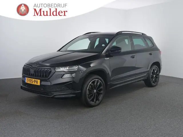 Skoda Karoq 1.5 TSI ACT Sportline Business | Zwenkhaak | Camera | Stoelverwarming | Virtual |