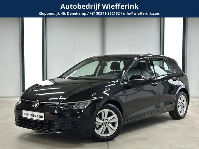 Volkswagen Golf 1.0 TSI Life Trekhaak | Winterpakket | ACC | Carplay