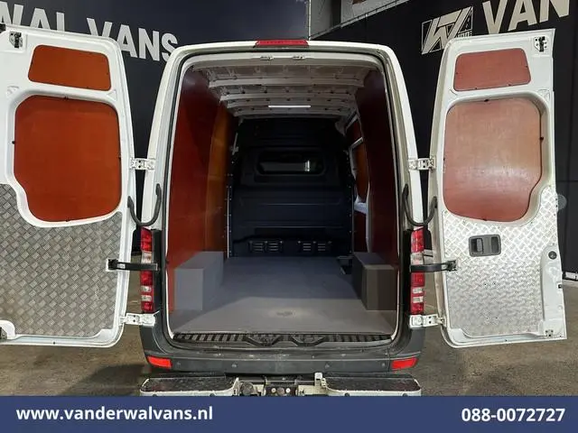 Mercedes-Benz Sprinter 316 CDI 163pk L2H2 Euro6 Airco | 2800kg Trekhaak | Cruisecontrol | Parkeersen...