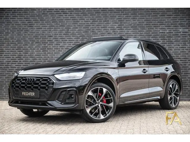 Audi Q5 55 TFSI e S edition