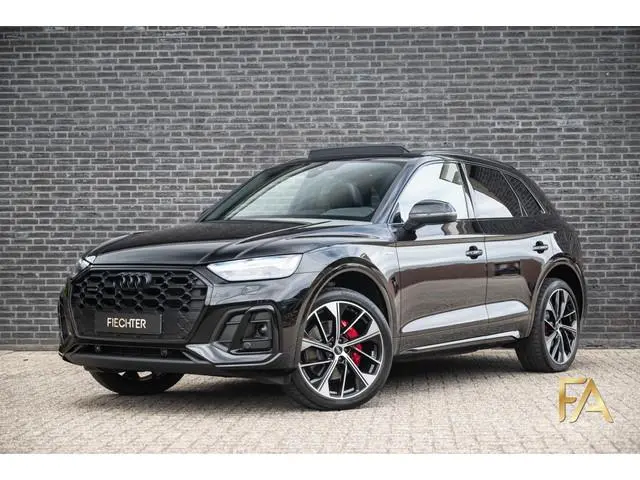 Audi Q5 55 TFSI e S edition
