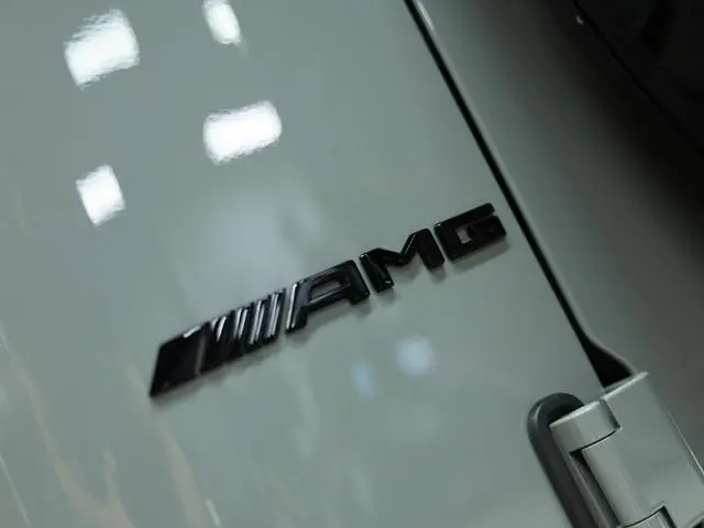Mercedes-Benz G-Klasse