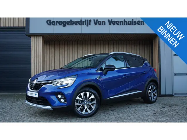 Renault Captur 1.6 E-Tech 158PK Hybrid Intens Bose LED Keyless 17inch LM A-Camera Virtual Cockpit H-...