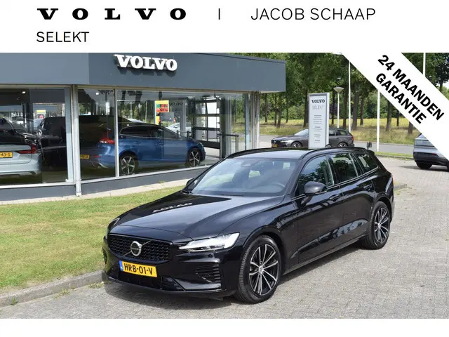 Volvo V60 T6 AWD 350PK Plug-in Hybrid Plus Dark | ACC | Pilot Assist | Stoel stuurverwarming | Camer...