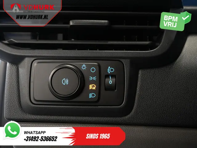 Ford E-Transit Custom