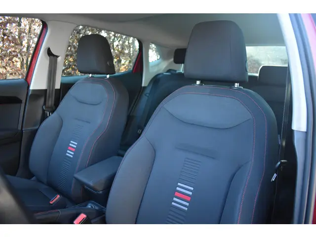 SEAT Ibiza 1.0 TSI FR | Pano | Trekhaak | Beats | Camera | ACC