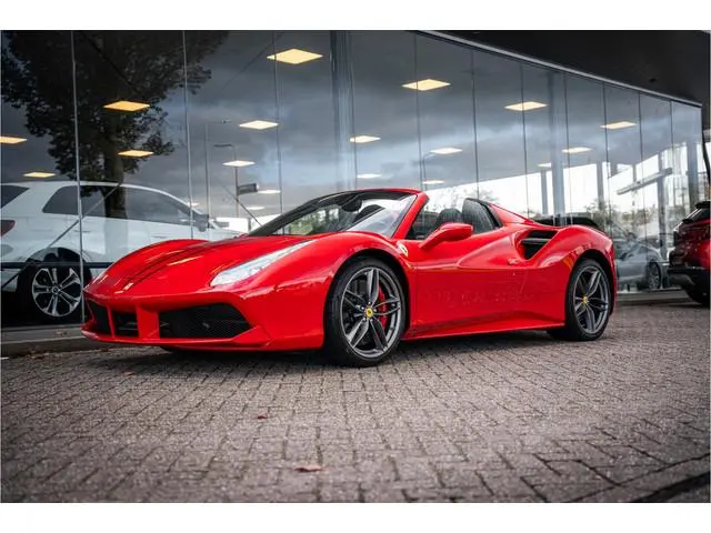 Ferrari 488
