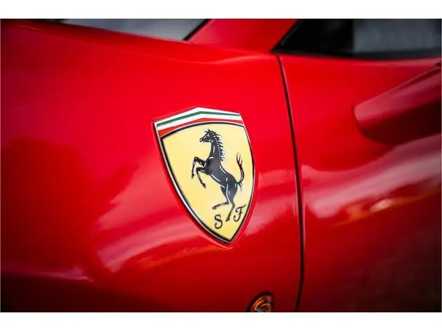 Ferrari 488