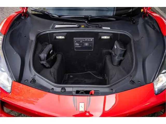 Ferrari 488