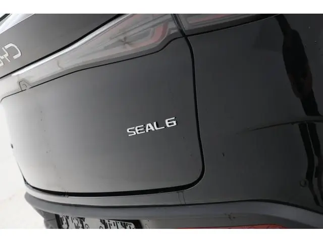 BYD SEAL