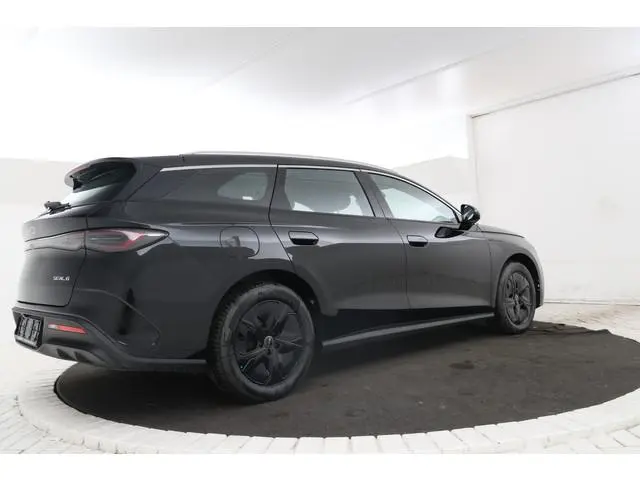 BYD SEAL