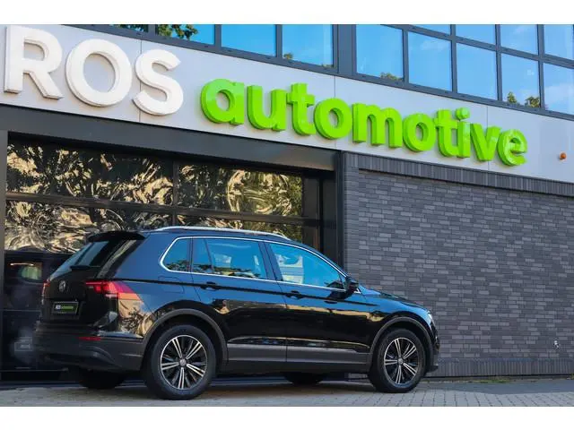 Volkswagen Tiguan 1.4 TSI ACT Highline Business | PANO | MEMORY | 360 | ELEK TREKHAAK | KEYLESS | ST...