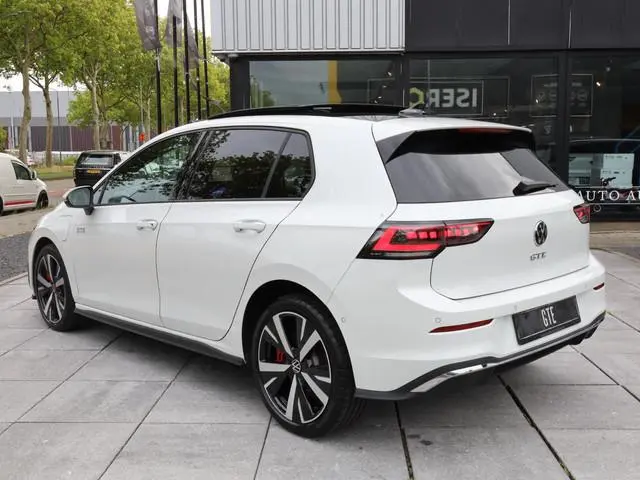 Volkswagen Golf GTE 1.5 eHybrid 272PK | Panodak | Leer | 360° | Garantie 2030 | Head-up | Stoel Vent...