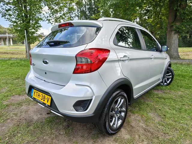 Ford Ka+ 1.2 Active | CRUISE | CLIMA | P. SENSOREN | CARPLAY/ANDROID NAVI |