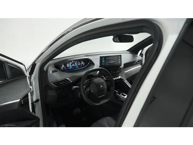 Peugeot 5008 PureTech 130 EAT8 Allure Pack Business | Trekhaak | Elektronische Kofferklep | Camera |...