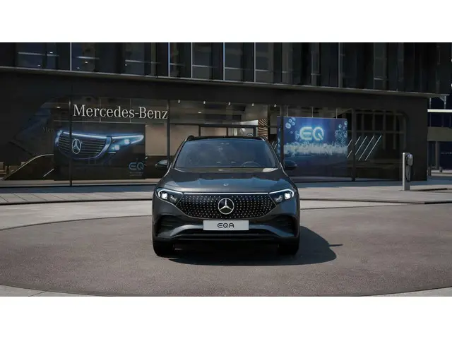 Mercedes-Benz EQA 250+ Business Solution AMG | Night Pakket | Trekhaak | Panoramadak | Burmester 3D...