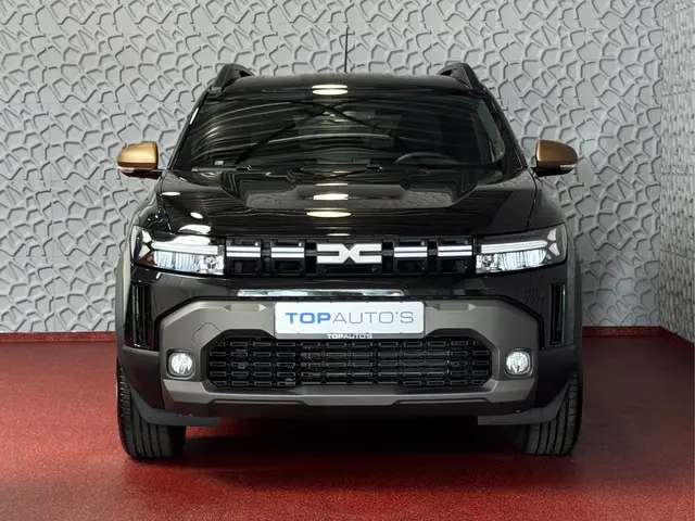 Dacia Duster 1.6 HYBRID  CAMERA CARLAY NAVI STOEL/STUUR/RUIT VERW. LED PDC