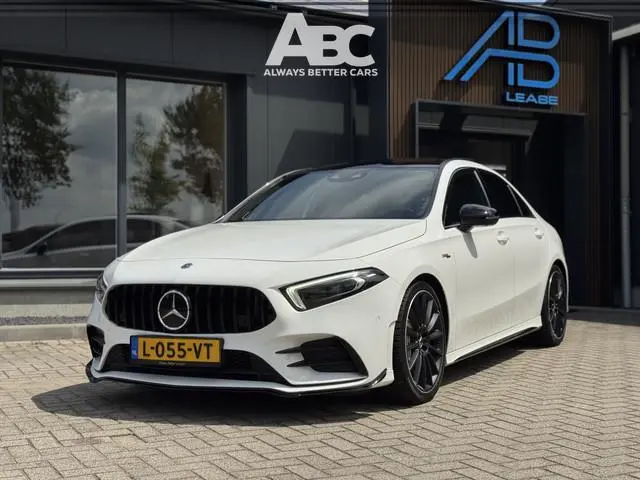 Mercedes-Benz A-klasse AMG 35 4MATIC HUD Pano Burmester