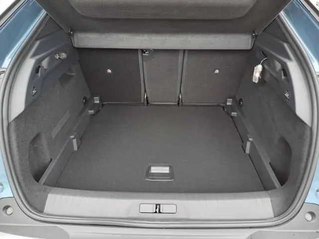 Peugeot e-3008