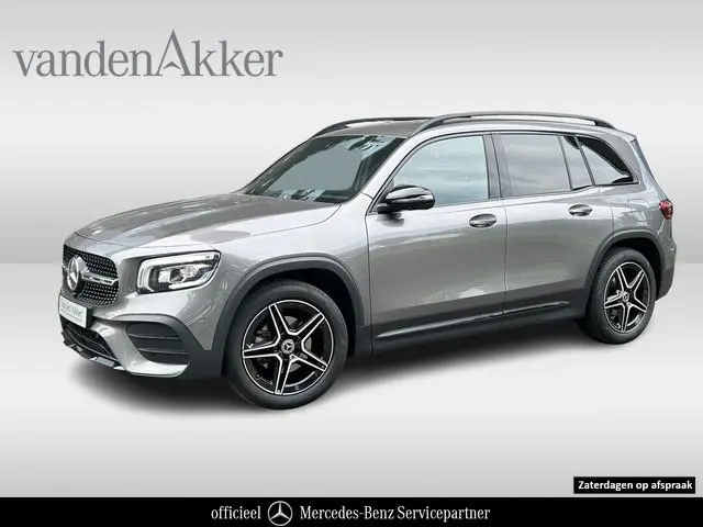 Mercedes-Benz GLB 200 AMG // Trekhaak // 360 Camera // Nightpakket // Carplay // Augmented Reality /...