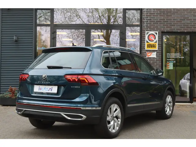 Volkswagen Tiguan 1.4 TSI 245pk eHybrid Elegance IQ.Light/Camera/Keyless/Virtual Cockpit/18"/Trekhaa...