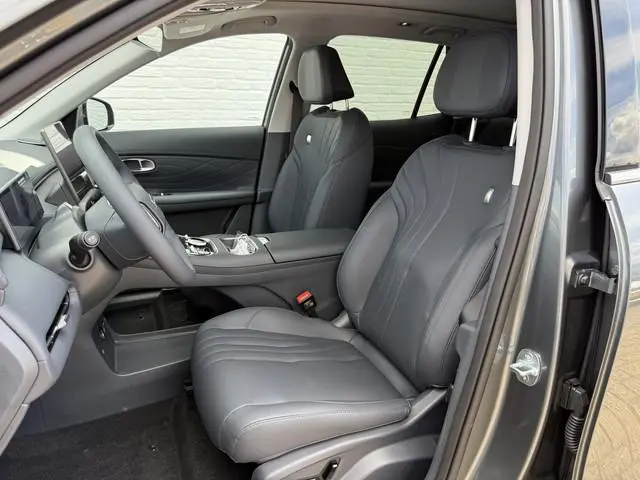 Geely Starray EM-i