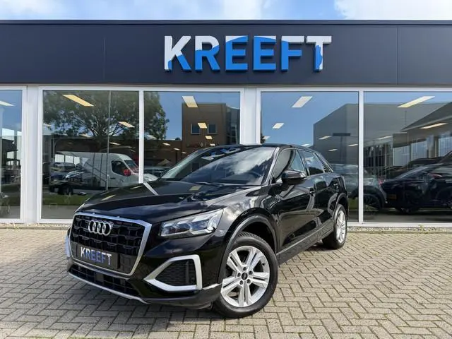 Audi Q2 35 TFSI S Edition Camera | App connect