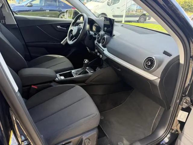Audi Q2 35 TFSI S Edition Camera | App connect