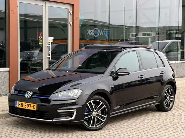 Volkswagen Golf 1.4 TSI GTE | Leder | Pano | Apple Carplay | Achteruitrijcamera |