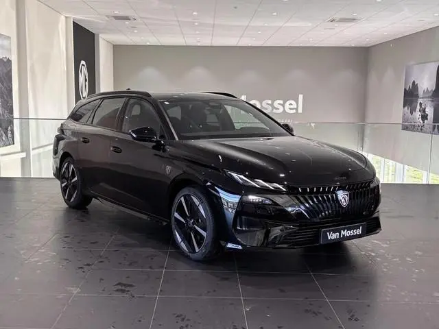 Peugeot e-308