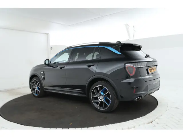 Lynk & Co 01 1.5 Zwarte hemel, Panorama, Digital Dash!