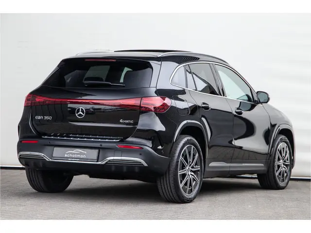 Mercedes-Benz EQA 350 4MATIC AMG Premium, Facelift, Pano, Memory, Distronic 294pk