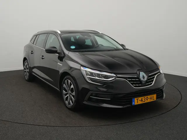 Renault Mégane Estate TCe 140 Techno - RIJKLAARPRIJS - All Seasonbanden - Achteruitrijcamera - Trekh...