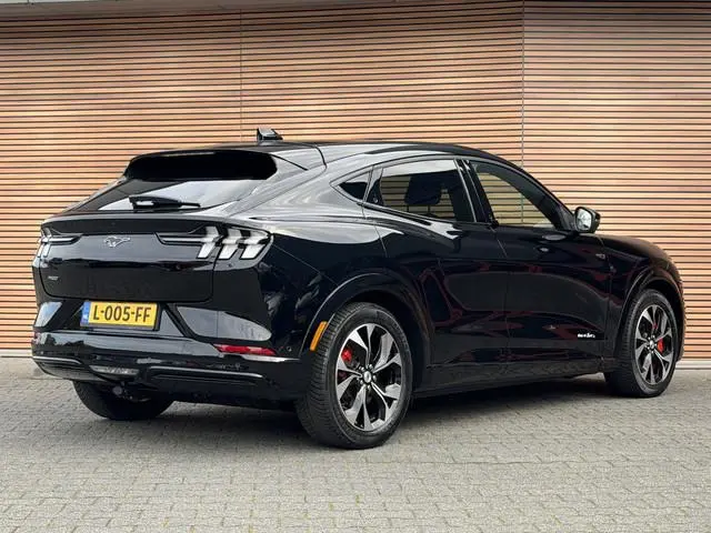 Ford Mustang Mach-E