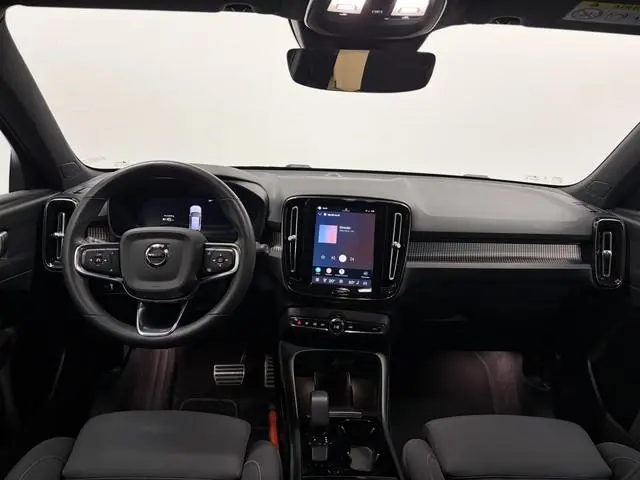 Volvo XC40 Recharge Plus SOH 94,3% Trekhaak 1500kg/ Stuur en Stoelverw./